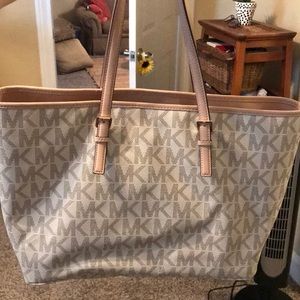 Michael Kors Tote